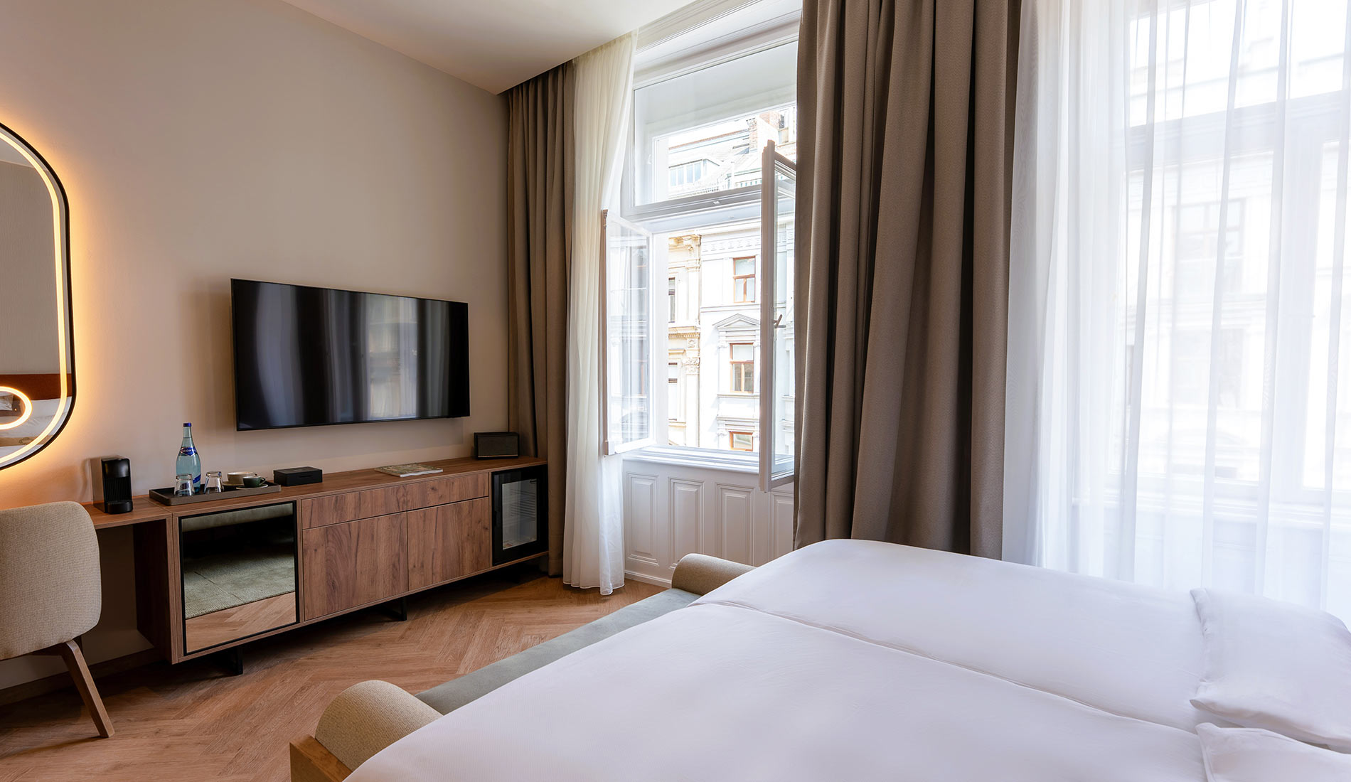 Signature Room Street View