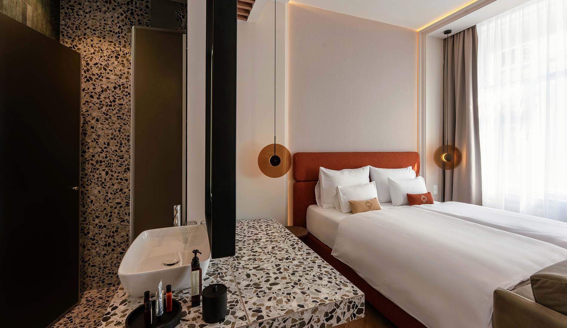 Superior Room with bathroom view