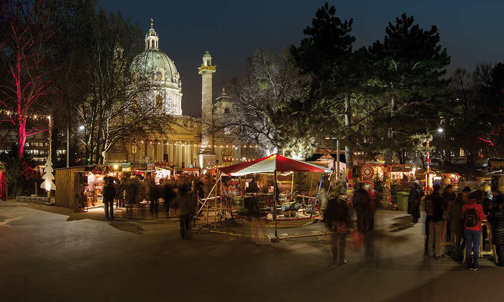 Karlplatz Christmas Market